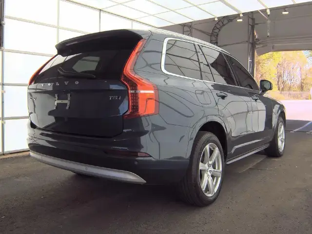 VOLVO XC90 T5 MOMENTUM 7 2022