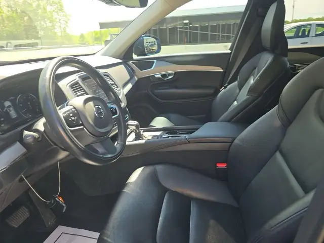 VOLVO XC90 T5 MOMENTUM 7 2022