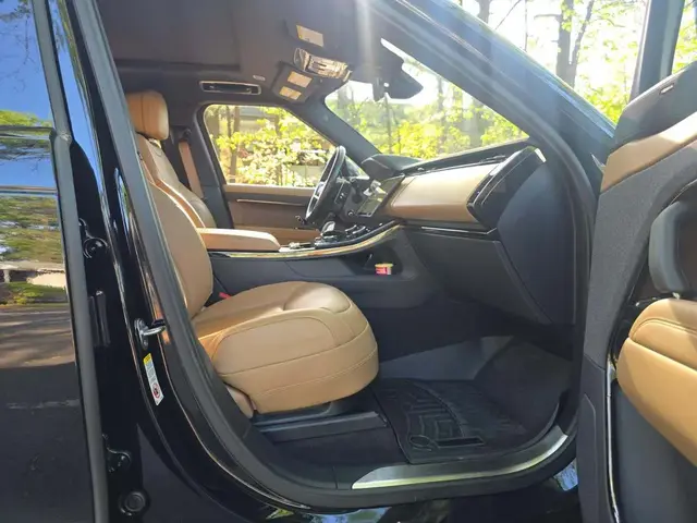 LAND ROVER RANGE ROVER SPORT SE 2023