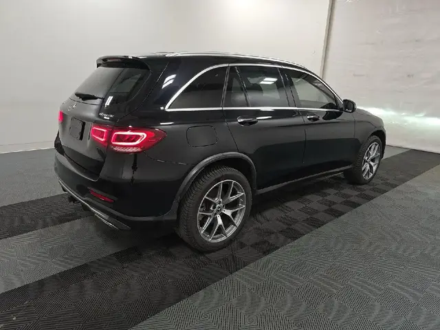 MERCEDES-BENZ GLC 300 4MATIC 2022