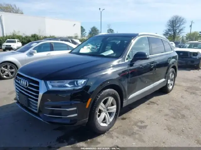 AUDI Q7 2017