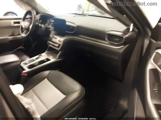 FORD EXPLORER XLT 2022