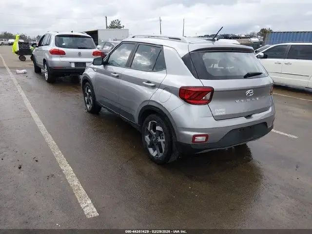 HYUNDAI VENUE SEL 2024