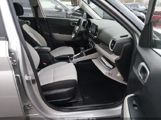 HYUNDAI VENUE SEL 2024