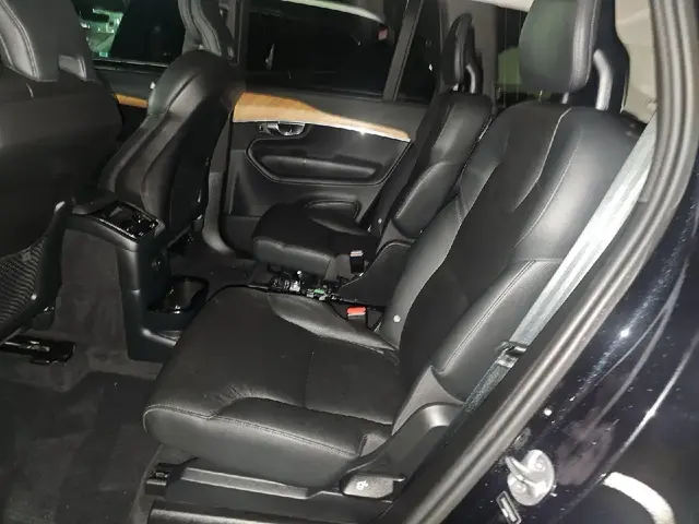 VOLVO XC90 RECHARGE T8 PLUS 2023