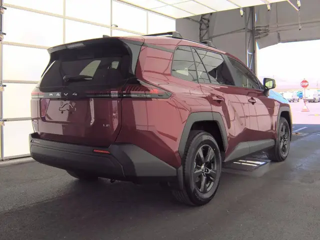 TOYOTA RAV4 HYBRID LE 2026