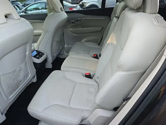 VOLVO XC90 B5 CORE 7 2023