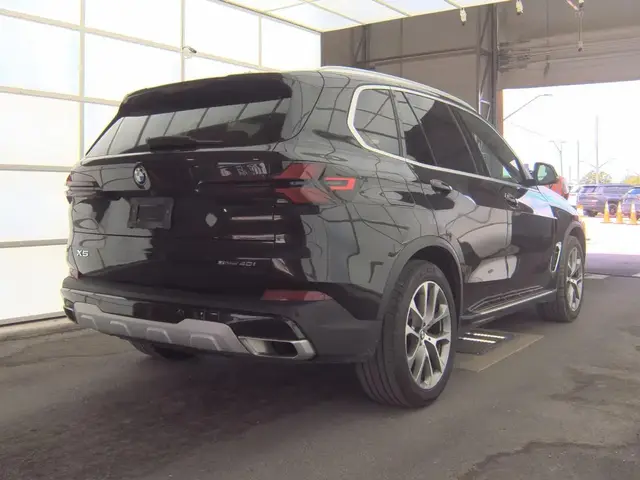 BMW X5 SPORTS ACTIVITY VEHICLE 2024