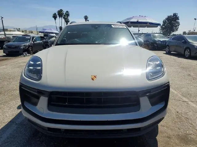 PORSCHE MACAN 2022