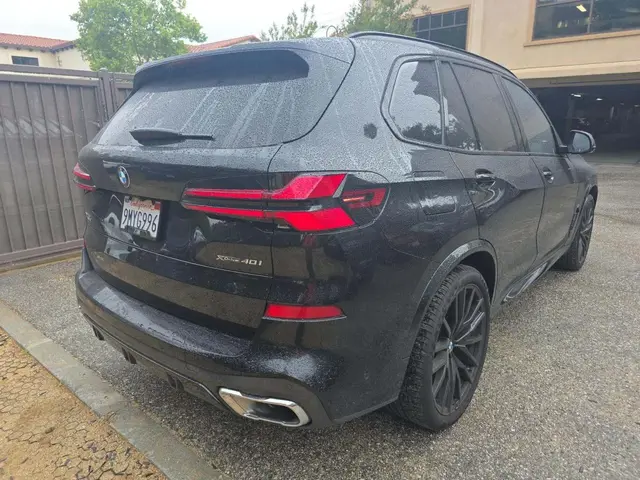 BMW X5 SPORTS ACTIVITY VEHICLE 2023