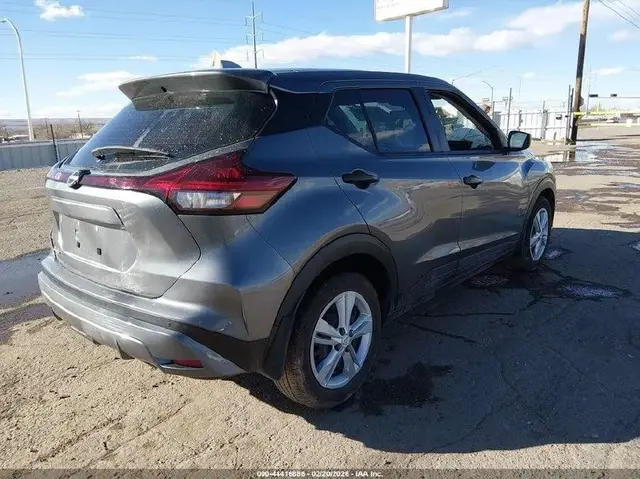 NISSAN KICKS S XTRONIC CVT 2022