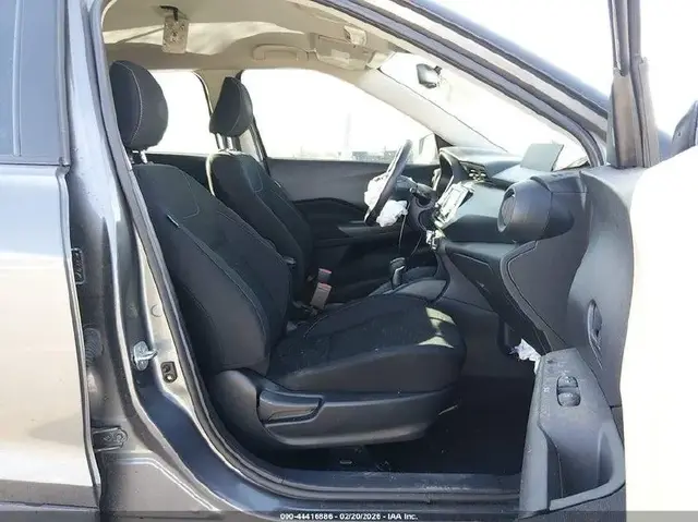 NISSAN KICKS S XTRONIC CVT 2022