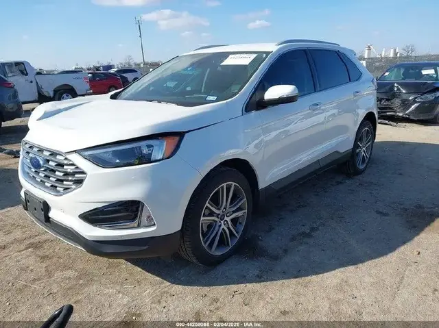 FORD EDGE TITANIUM 2022