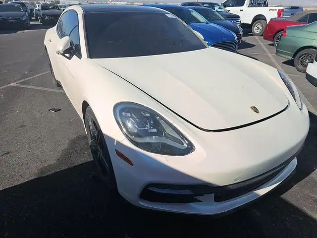 PORSCHE PANAMERA 2020