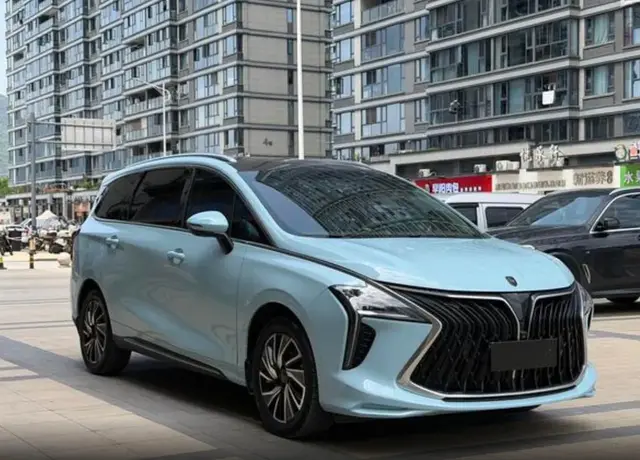 DONGFENG FENGXING YACHT 2022