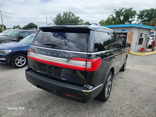 LINCOLN NAVIGATOR SELECT 2018