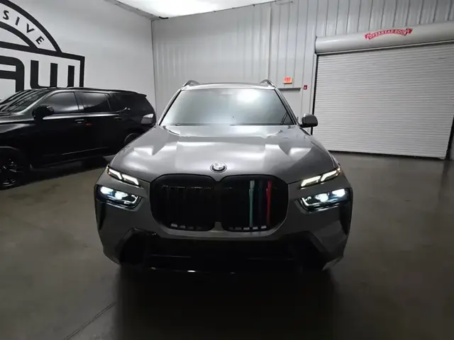 BMW X7 SPORTS ACTIVITY VEHICLE 2022