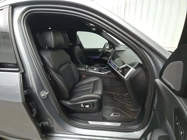 BMW X7 SPORTS ACTIVITY VEHICLE 2022