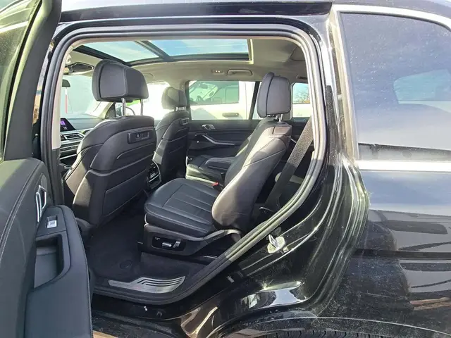 BMW X7 SPORTS ACTIVITY VEHICLE 2020