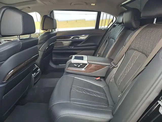 BMW 7 SERIES SEDAN 740I 2022