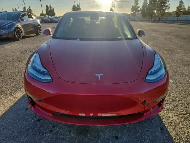 TESLA MODEL 3 DUAL MOTOR 2020