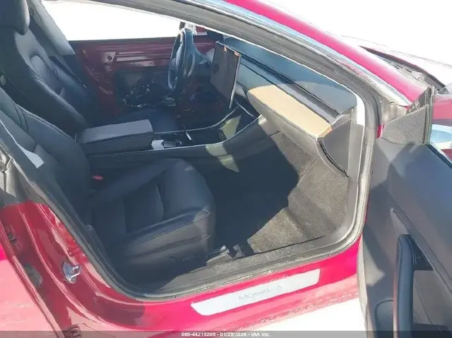 TESLA MODEL 3 LONG RANGE/MID 2018