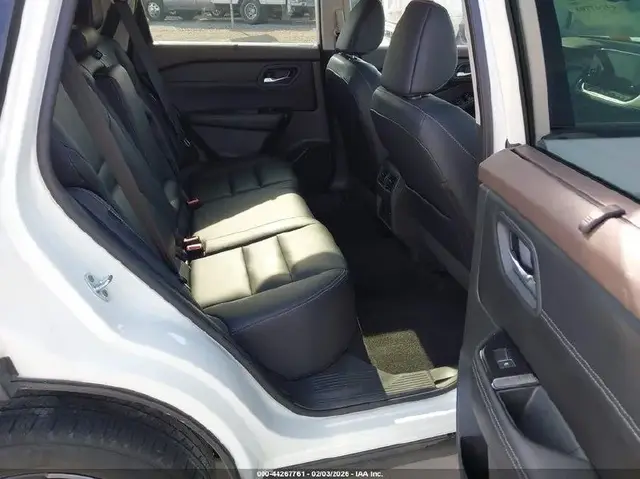 NISSAN ROGUE SL FWD 2023