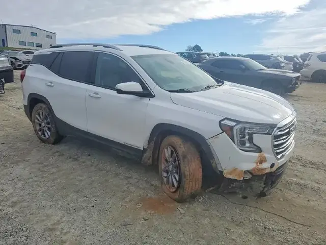 GMC TERRAIN SLT 2023