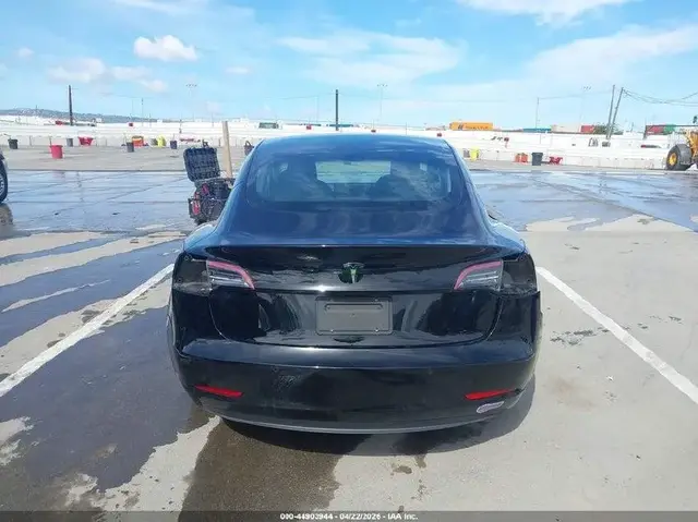 TESLA MODEL 3 LONG RANGE 2019