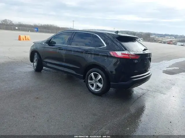 FORD EDGE SEL 2023