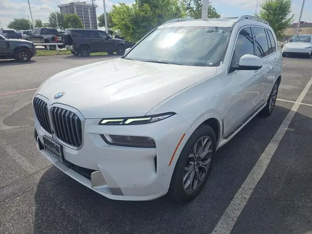 BMW X7 SPORTS ACTIVITY VEHICLE 2022
