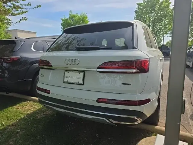 AUDI Q7 PREMIUM 2023