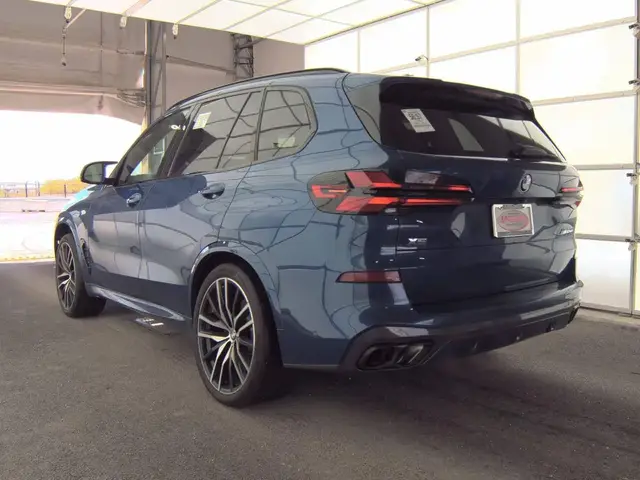 BMW X5 SPORTS ACTIVITY VEHICLE 2024