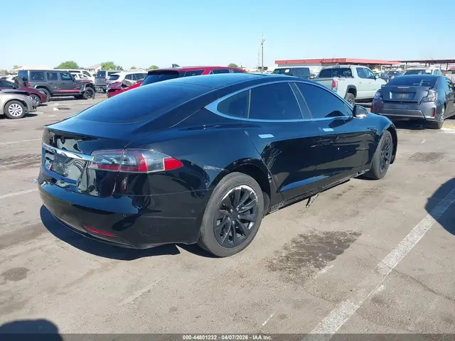 TESLA MODEL S 2018