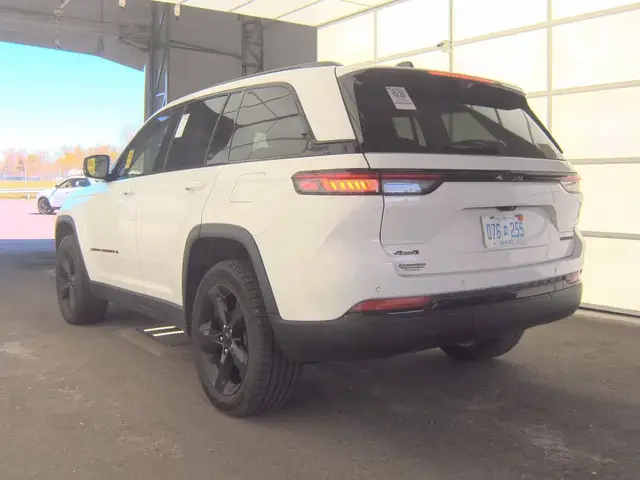 JEEP GRAND CHEROKEE LIMITED 2023