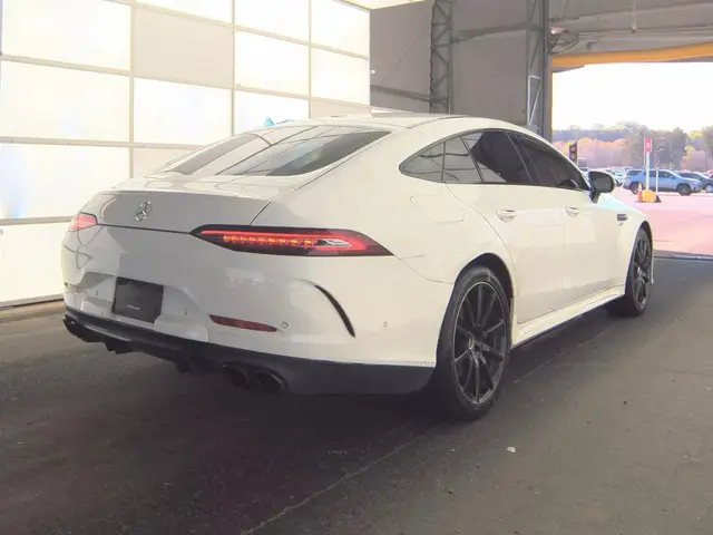 MERCEDES-BENZ AMG GT 53 4MATIC 2022
