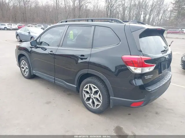 SUBARU FORESTER PREMIUM 2022