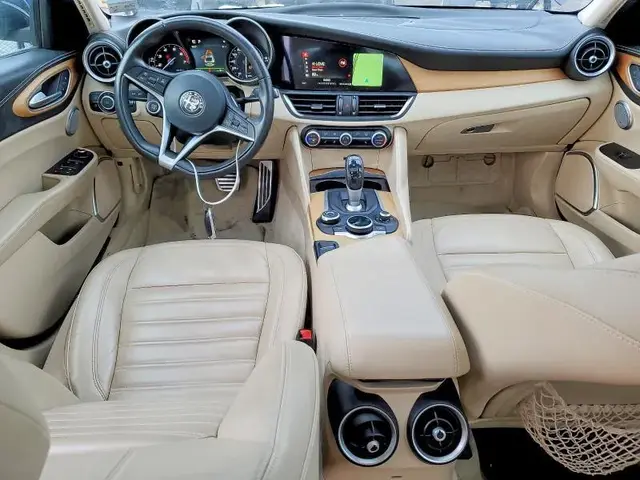 ALFA ROMEO GIULIA TI Q4 2017
