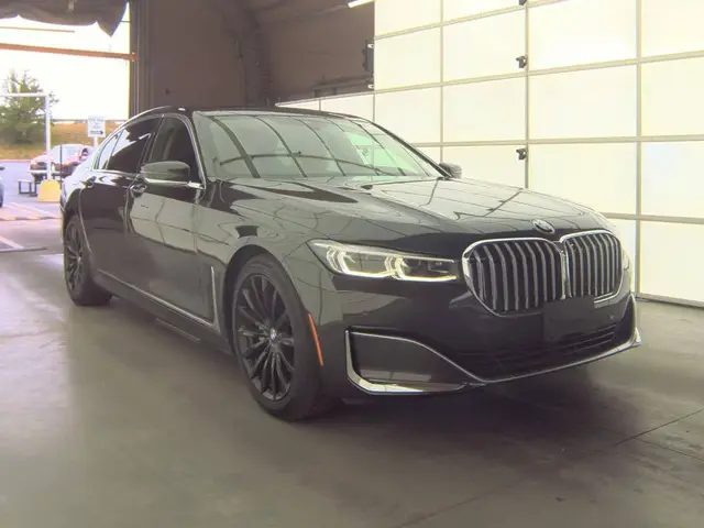 BMW 7 SERIES SEDAN 740I 2022