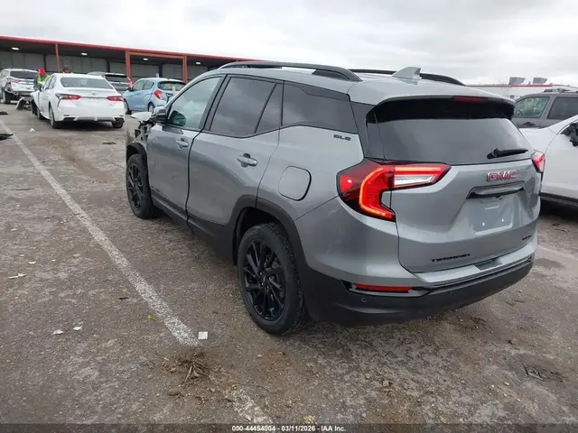 GMC TERRAIN ИЗВЕСТНЫЙ КОМФОРТНОЙ ПОДВЕСКОЙ И ЭКОНОМИЧНЫМ ТУРБОМОТОРОМ 2024