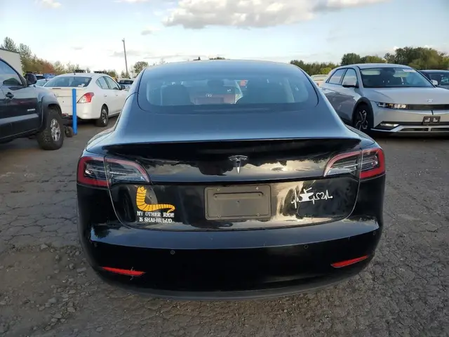 TESLA MODEL 3 2019