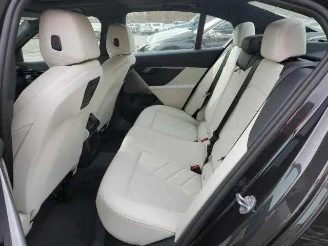 BMW 530 XI 2024