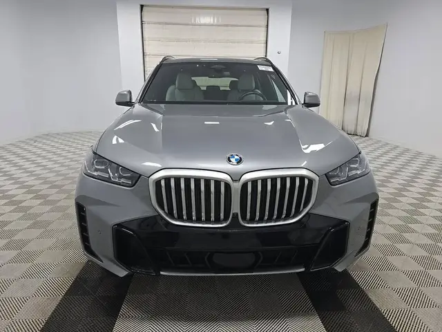 BMW X5 SPORTS ACTIVITY VEHICLE 2024