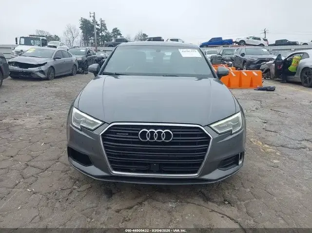 AUDI A3 PREMIUM 2017