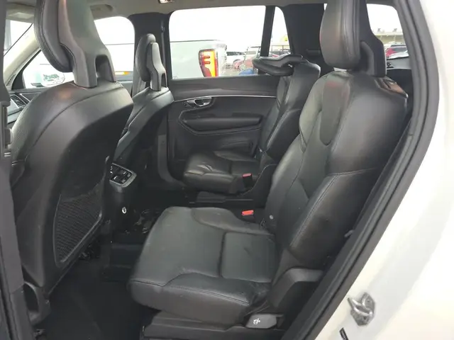 VOLVO XC90 T6 MOMENTUM 6-PASSENGER 2020