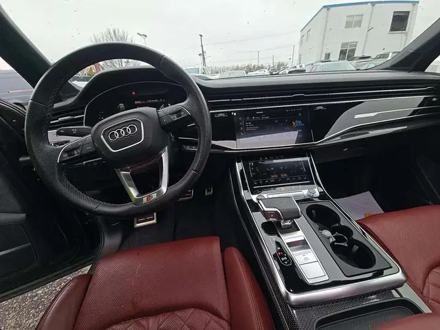 AUDI SQ7 PREMIUM PLUS 2023