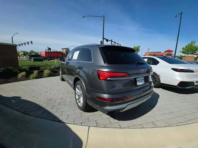 AUDI Q7 PREMIUM PLUS 2025