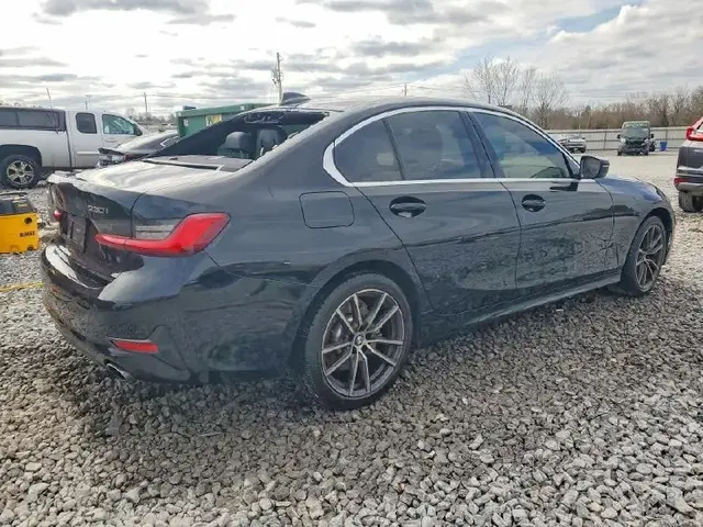 BMW 330XI 2019