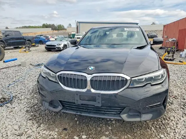 BMW 330XI 2019