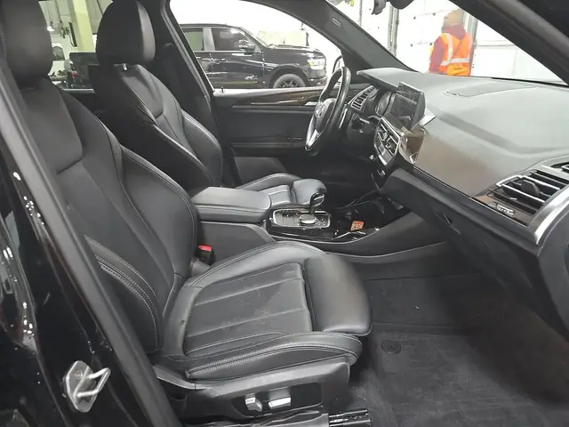 BMW X3 КОМФОРТНЫЙ И ДИНАМИЧНЫЙ ПРЕМИУМ-КРОССОВЕР 2022